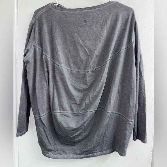 Lululemon Back In Action Long Sleeve *Fade
Sublimado Pigment Dye Asphalt Grey - Picture 9 of 9